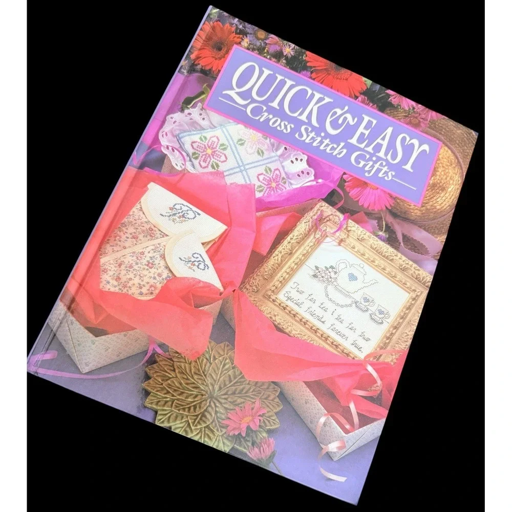 Quick & Easy Cross Stitch Gifts Pattern‎ Book Floral Country Designs Craft DYI